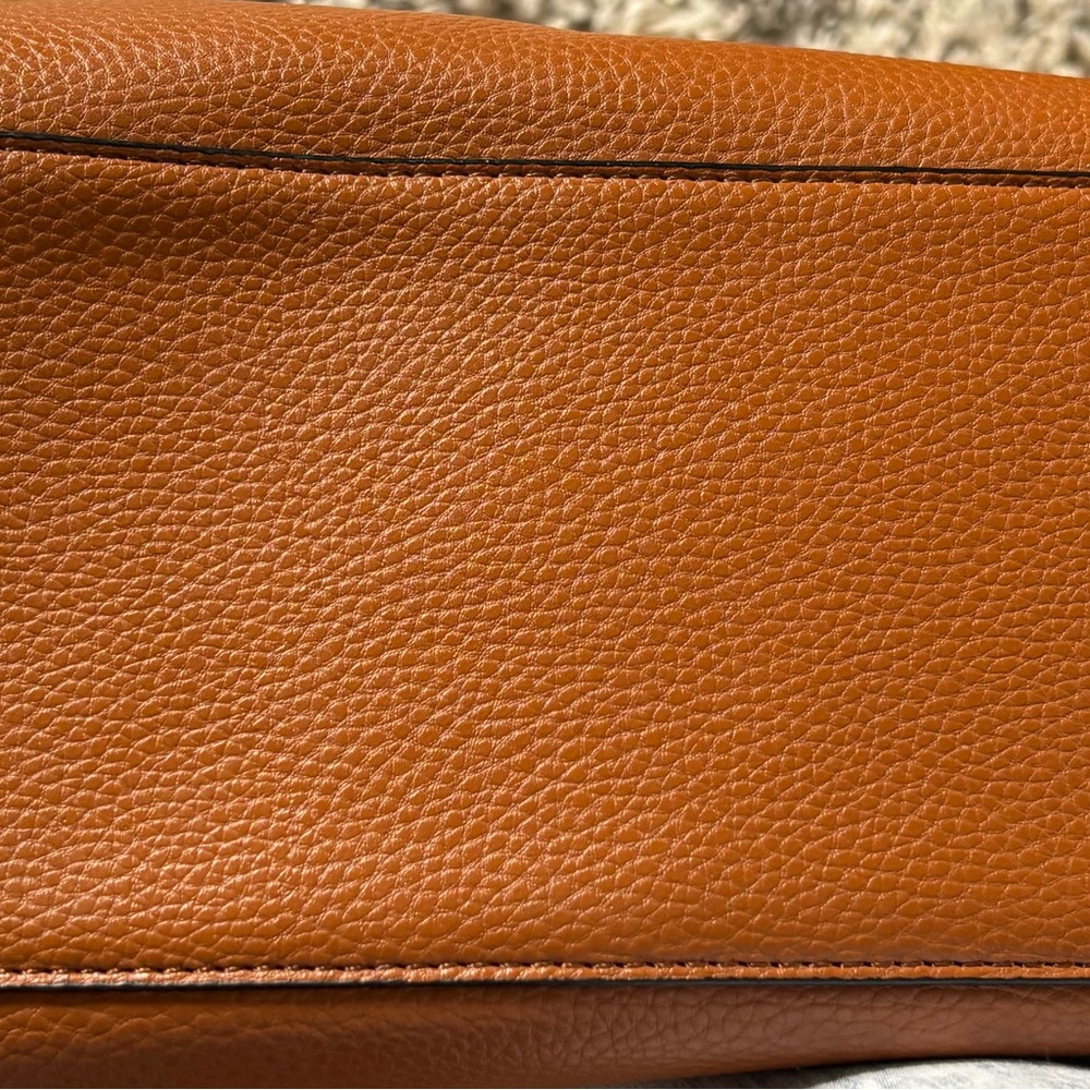 Purse - Picture 2 of 4